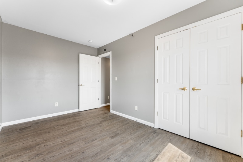 Building Photo - 525 Grant Ave