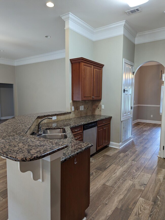 Building Photo - 1789 Ravenna Dr