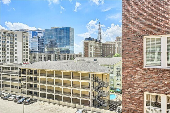 Building Photo - 800 Peachtree St NE