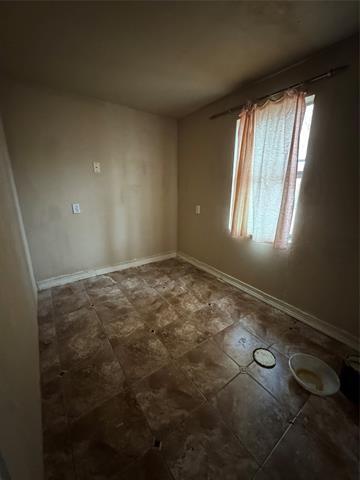 Building Photo - 2717 Avenue I