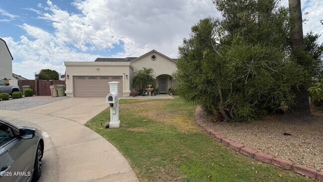 Building Photo - 15201 N 61st Ave