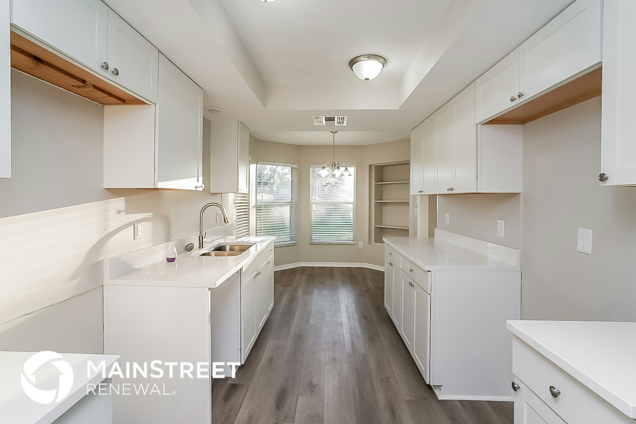 Building Photo - 13430 Litewood Dr