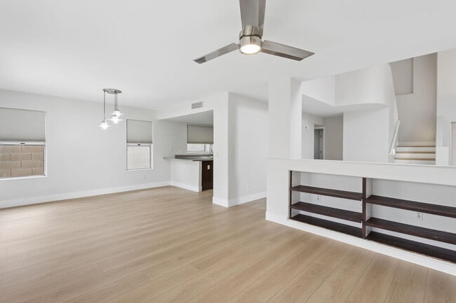 Building Photo - 17435 N 46th St