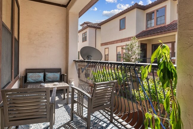 Building Photo - 3935 Gibson St