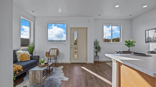 Building Photo - 2772 Caspian Wy