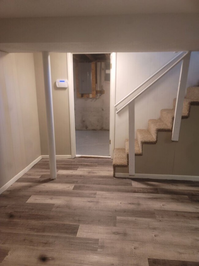 Building Photo - COMING SOON in the spring! - Large SF in North KC