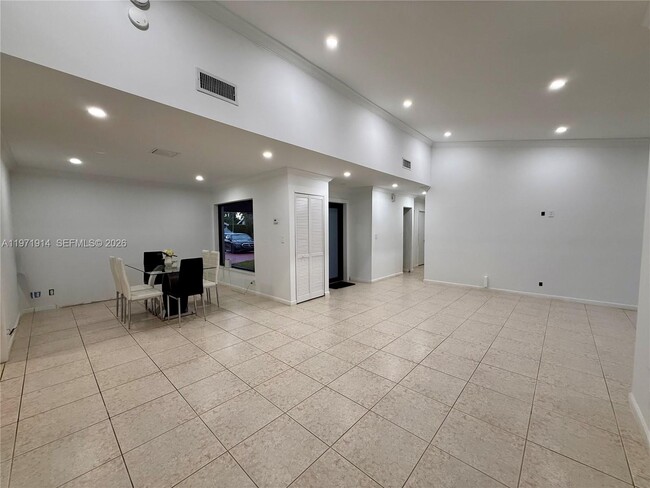 Building Photo - 13253 SW 96th Terrace