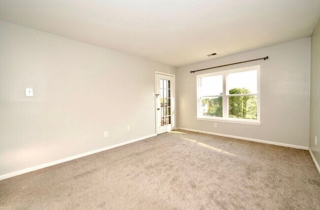 Building Photo - Halethorpe, MD