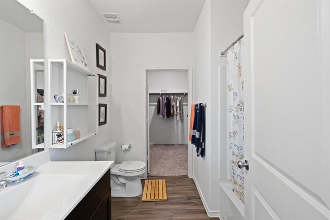 Building Photo - 7116 Spirit Hill Rd