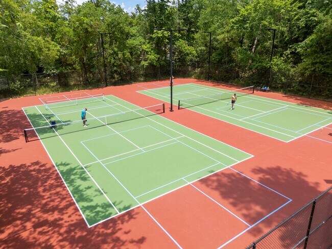 Building Photo - 15 N Flickering Sun Cir