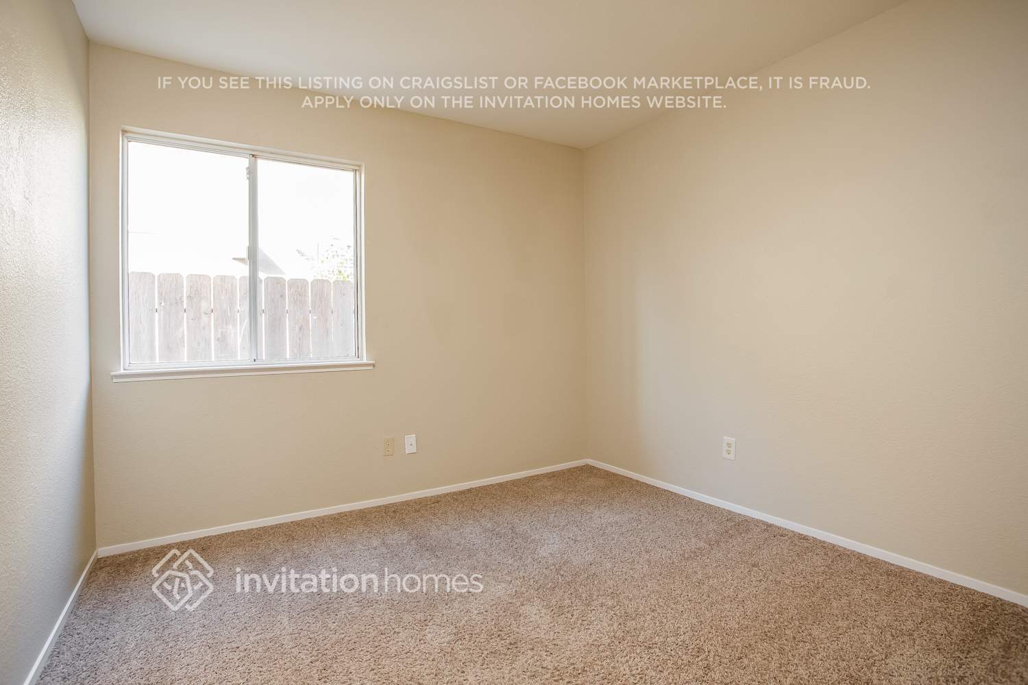 Building Photo - 14510 Cedar Valley Dr