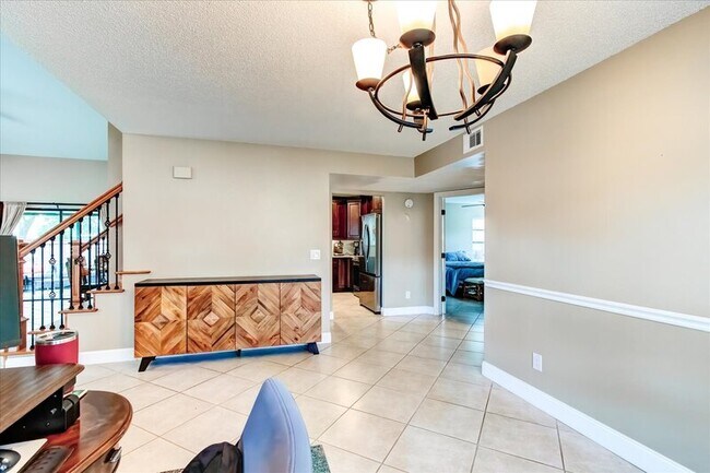 Building Photo - 848 Bucksaw Pl