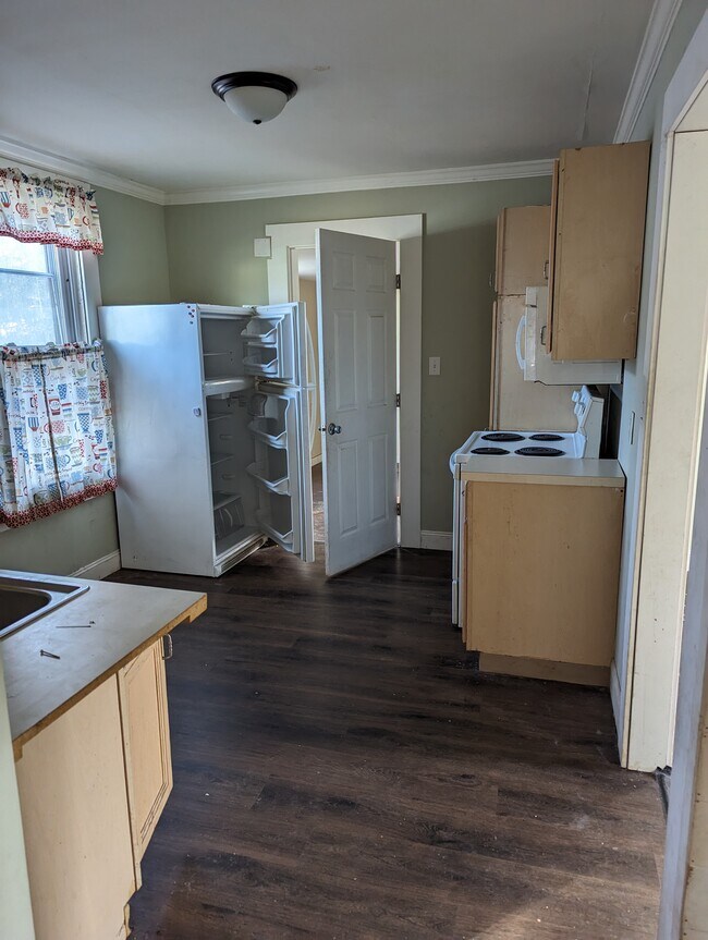 Building Photo - 21 Scammell St