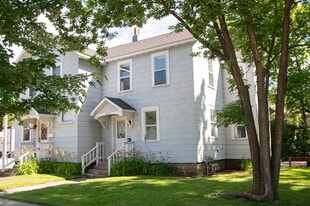 Building Photo - 1203 S Farwell St