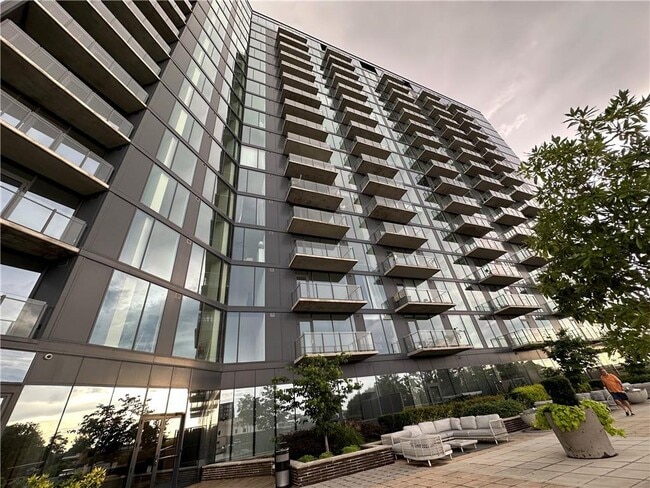 Building Photo - 788 West Marietta St NW