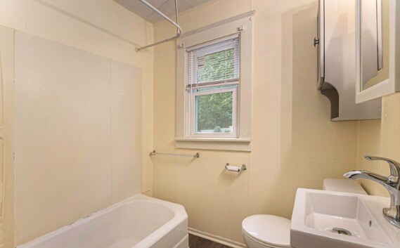 Building Photo - 122 Mifflin Ave