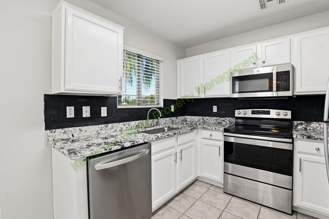 Building Photo - Beautiful San Tan Valley Home in Meadow Vista