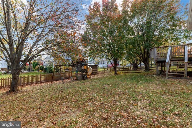 Building Photo - 18688 Potomac Station Dr