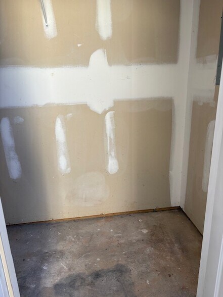Storage Room - 4642 Cross Ridge Ln