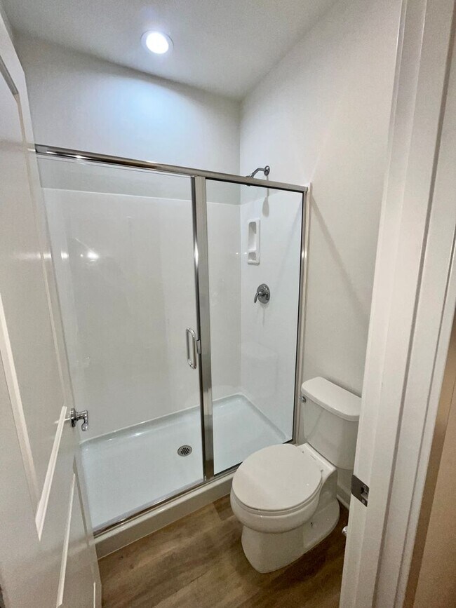 Building Photo - Single level, 4Bedrooms/3Bath TollBrother ...