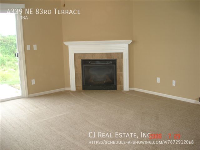 Building Photo - 4339 NE 83rd Terrace