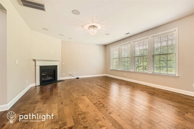 Building Photo - 13720 Laughing Gull Dr