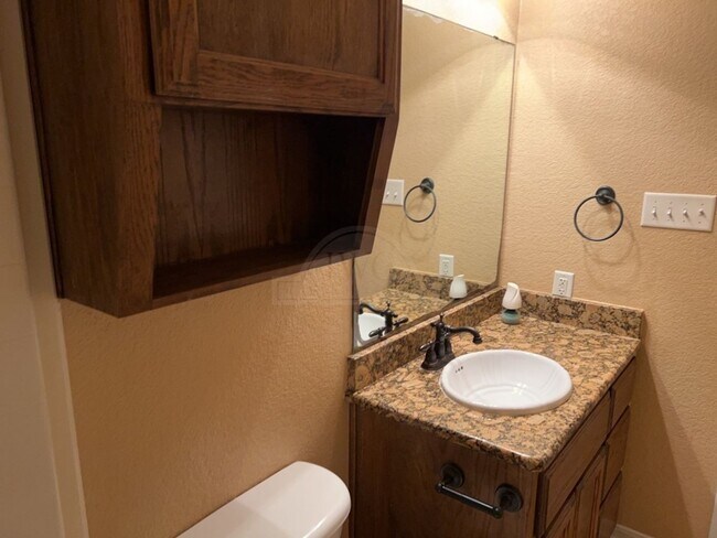 Building Photo - 4701 Autumn Valley Dr