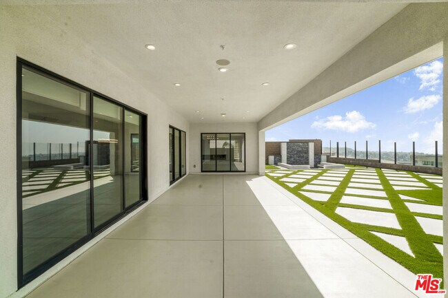 Building Photo - 20188 Marlow Ln