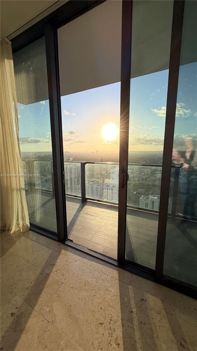 Building Photo - 88 SW 7th St