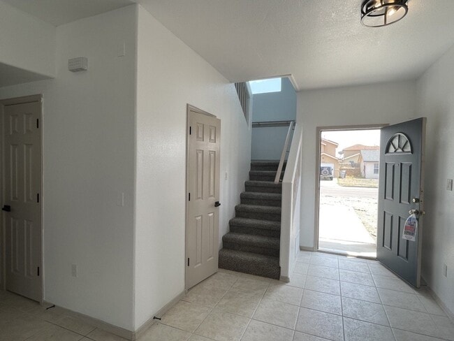 Building Photo - 12325 Tierra Arena Dr