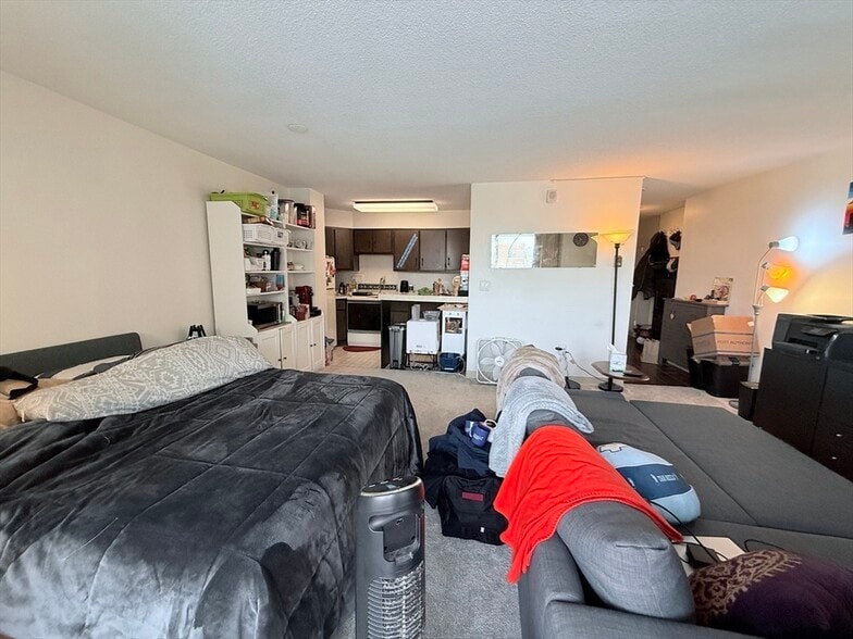 Building Photo - 60 Longwood Ave