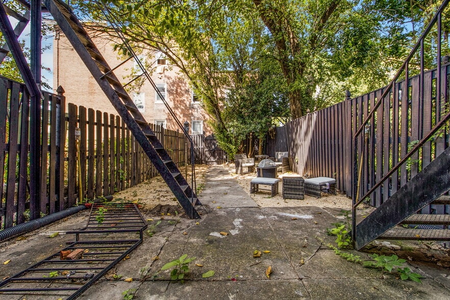 Building Photo - 1232 W Lafayette Ave