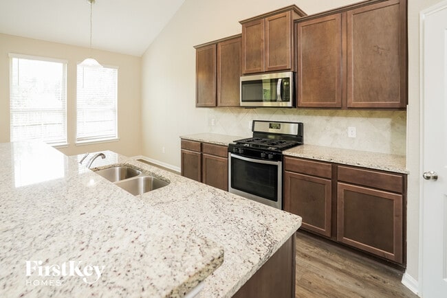 Building Photo - 74 Georgia Street