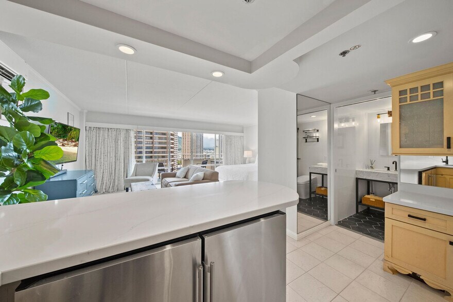 Primary Photo - 1777 Ala Moana Blvd