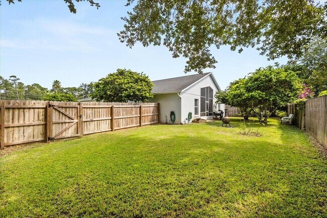 Building Photo - 805 Lewis Pl