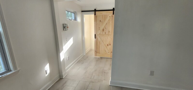 Building Photo - 830 Market St