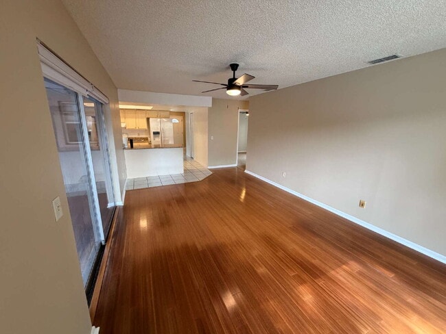 Building Photo - PRIVATE POOL HOME | 3 BED / 2 BATH | FENCED YARD | GARAGE | PET FRIENDLY