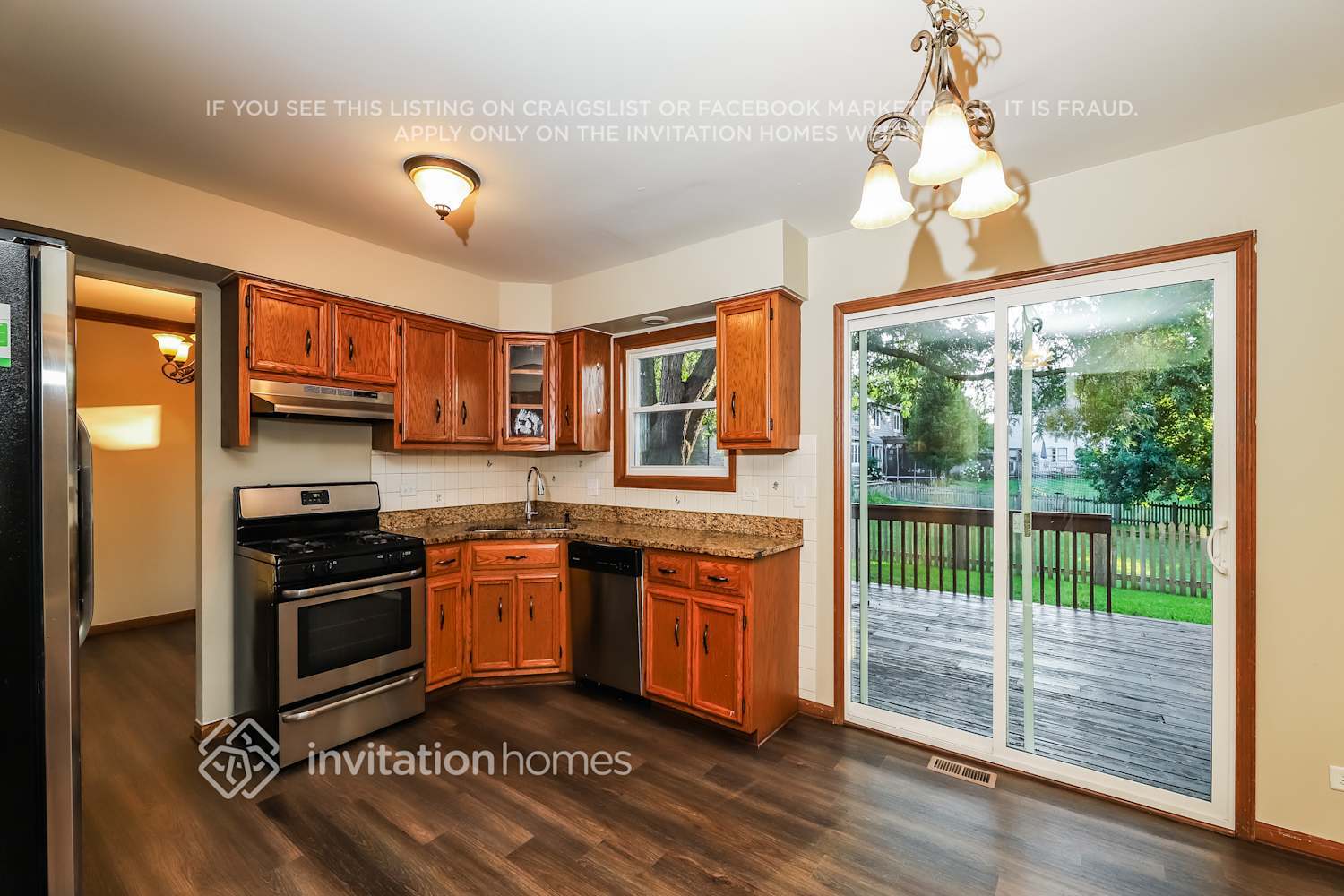 Building Photo - 2517 Leach Dr