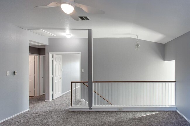 Building Photo - 1415 Fort LLoyd Pl