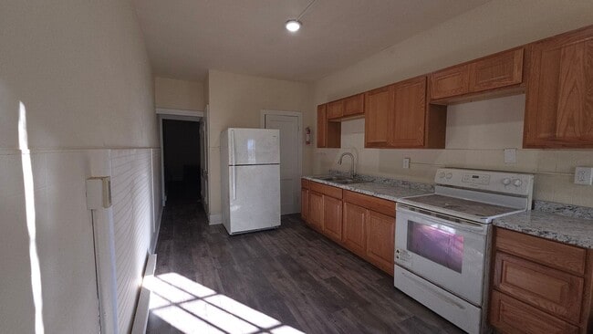 Building Photo - 33-35 Washington Street