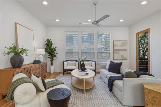 Building Photo - 5734 Oram St