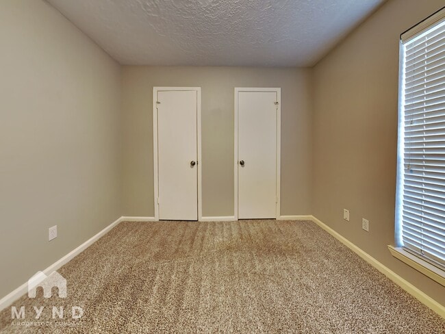 Building Photo - 11923 Medicine Bow Cir