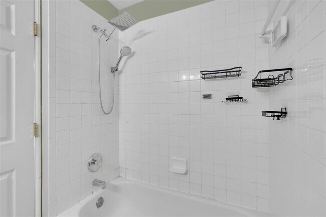 Building Photo - 810 Valnera Ct
