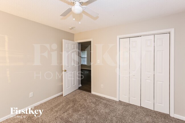 Building Photo - 268 Southaven Ct