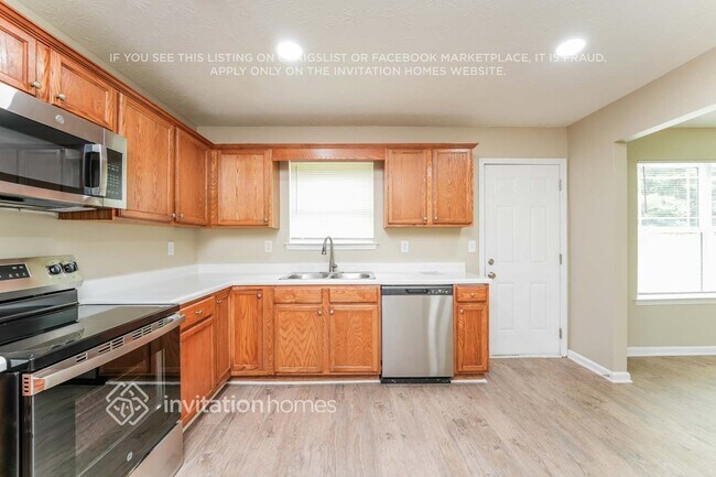 Building Photo - 85 Dayton Way