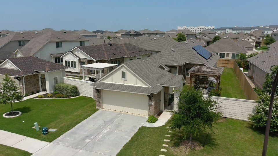 Building Photo - 417 Arabian Colt Dr