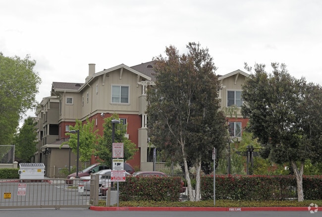 Kent Gardens - San Lorenzo, CA | Apartment Finder