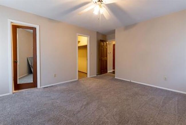 Building Photo - Lakewood Village Patio Home!