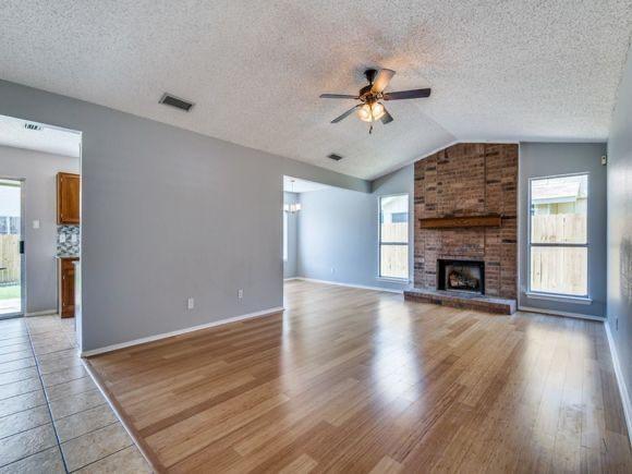 Building Photo - 1104 Sea Isle Dr
