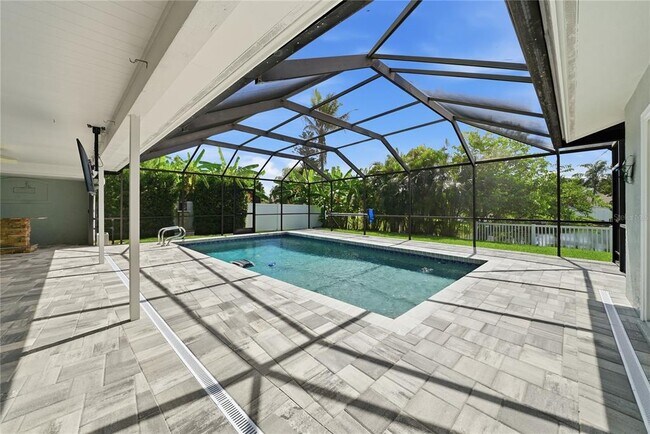 Building Photo - 14463 Sandpiper Cir